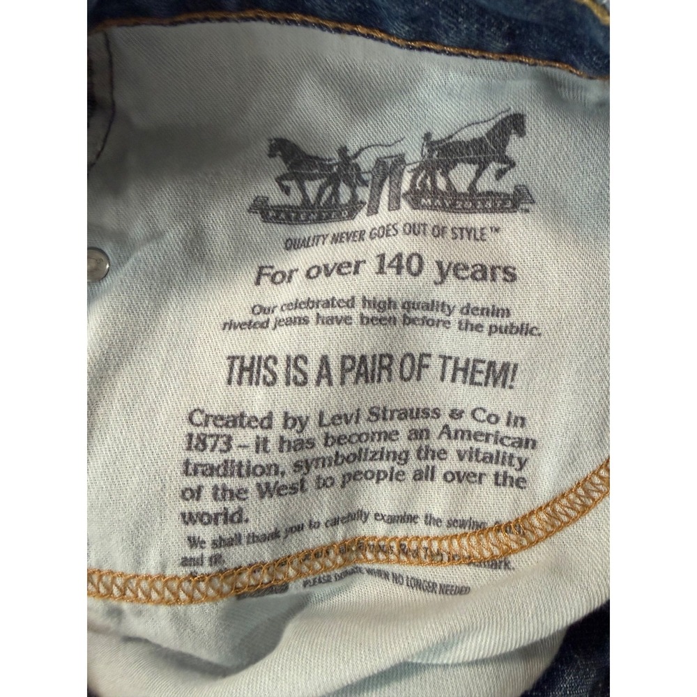 levis 550 denim shorts W40 - Picture 4 of 9
